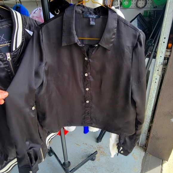 Button up blouse - Picture 1 of 1